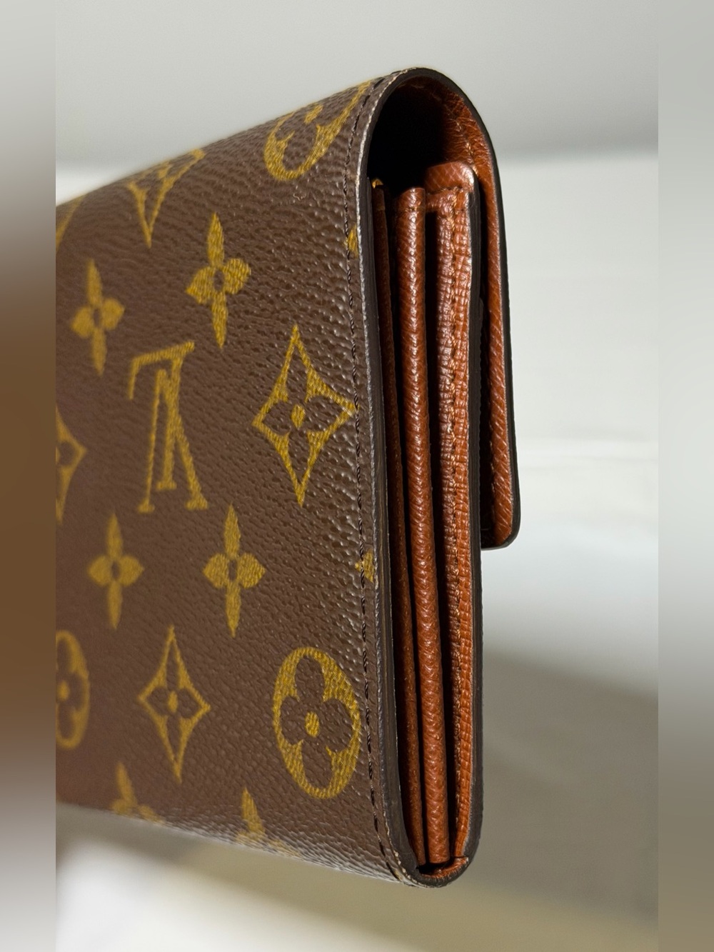 Louis Vuitton monogram Sarah wallet - Picture 6 of 16